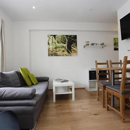 Am Goethepark In Leipzig, Cleaning Included Apartment *